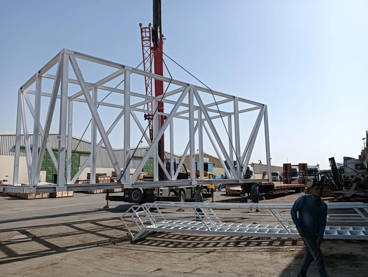 Tanker fabrication and transport
