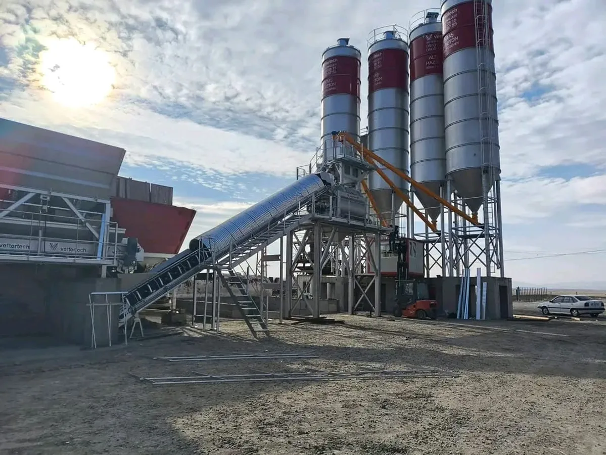 Tanker fabrication and transport