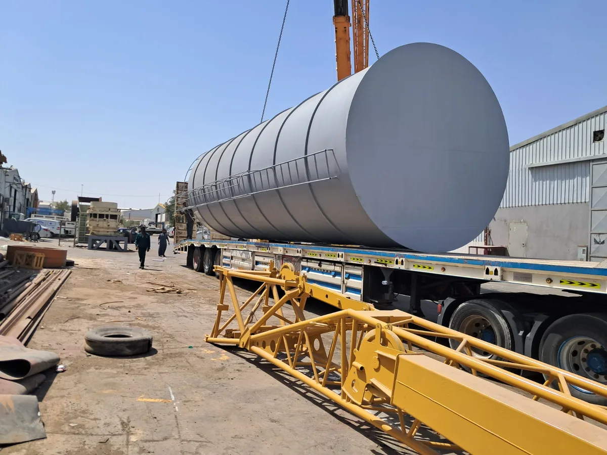 Tanker fabrication and transport